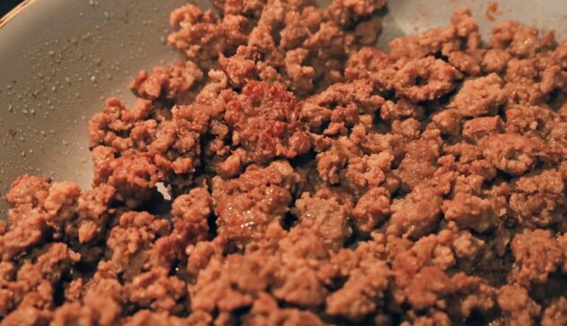 Cách làm sốt thịt bò xay cho spaghetti vàng đều, mềm thơm như ngoài tiệm cach lam sot thit bo xay cho spaghetti vang deu mem thom nhu ngoai tiem