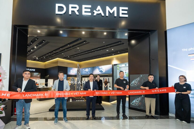 Dreame khai trương cửa hàng flagship đầu tiên tại Landmark 81, ra mắt robot hút bụi lau nhà đầu tiên trên thế giới có khả năng tự động thay giẻ lau 1 Dreame khai trương cửa hàng flagship đầu tiên tại Landmark 81, ra mắt robot hút bụi lau nhà đầu tiên trên thế giới có khả năng tự động thay giẻ lau