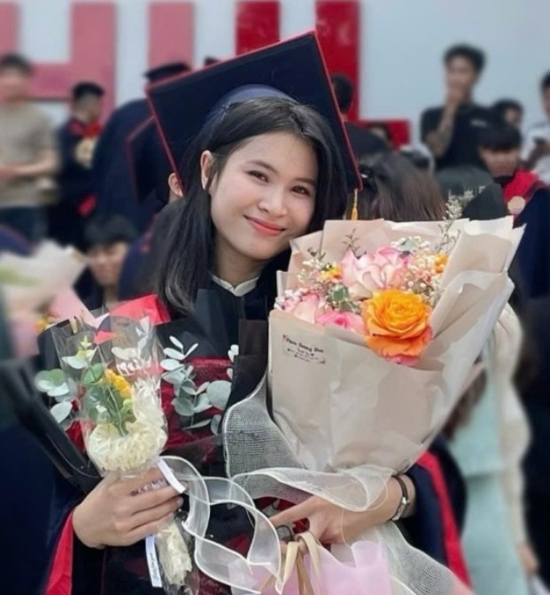 Hé lộ lý do cô gái trẻ tốt nhiệp cử nhân ngành Luật lại bất ngờ viết đơn tình nguyện đi nghĩa vụ he lo ly do co gai tre tot nhiep cu nhan nganh luat lai bat ngo viet don tinh nguyen di nghia vu