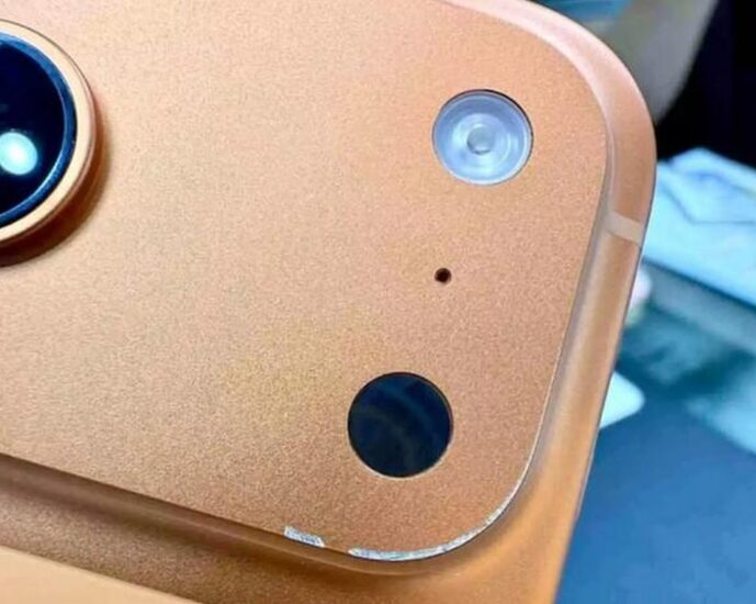 Phát hiện lý do khiến iPhone 17 Pro và Pro Max rất dễ bị trầy xước 1 Phát hiện lý do khiến iPhone 17 Pro và Pro Max rất dễ bị trầy xước