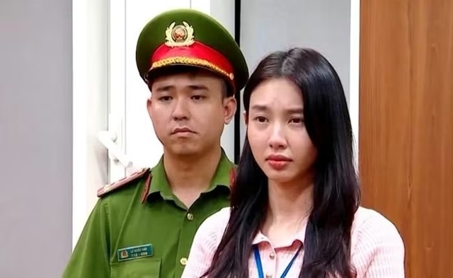 Thông tin nóng về vụ kẹo Kera của Thùy Tiên, Quang Linh và đồng phạm, thêm góc khuất bị vạch trần 1 Thông tin nóng về vụ kẹo Kera của Thùy Tiên, Quang Linh và đồng phạm, thêm góc khuất bị vạch trần