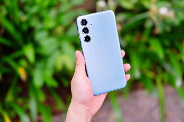 Tin công nghệ trưa 18/9: Galaxy M35 rẻ như bèo, Redmi K70 hấp dẫn, bộ đôi iPhone siêu rẻ, bảng giá Galaxy S23