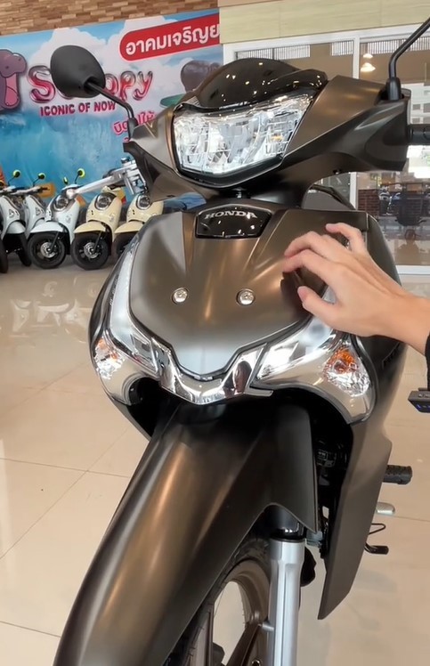 Tin xe hot 3/9: Mở bán ‘vua xe số’ 125cc mới của Honda ăn đứt Future và Wave Alpha, giá 40 triệu VNĐ tin xe hot 3 9 mo ban vua xe so 125cc moi cua honda an dut future va wave alpha gia 40 trieu vnd
