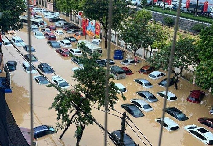 Cơ sở kinh doanh ôtô cũ chia sẻ cách nhận biết xe ngập nước