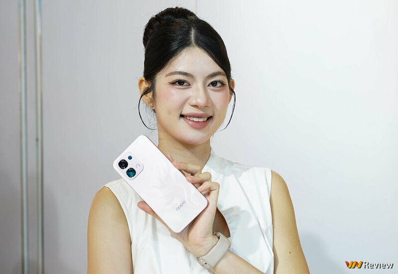 Đánh giá OPPO A6 Pro: Pin đã trâu này còn trâu hơn, sạc nhanh gần gấp đôi, thêm nâng cấp lớn về màn hình nhưng vẫn phải đánh đối hai thứ quan trọng 2 Đánh giá OPPO A6 Pro: Pin đã trâu này còn trâu hơn, sạc nhanh gần gấp đôi, thêm nâng cấp lớn về màn hình nhưng vẫn phải đánh đối hai thứ quan trọng danh gia oppo a6 pro pin da trau nay con trau hon sac nhanh gan gap doi them nang cap lon ve man hinh nhung van phai danh doi hai thu quan trong