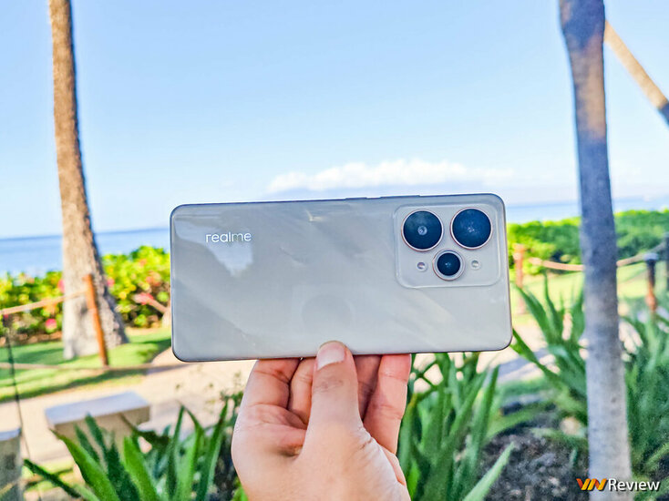 Đánh giá realme 15 Pro: Pin trâu, sạc nhanh, dáng thon, AI độc lạ nhưng có thứ phải đánh đổi danh gia realme 15 pro pin trau sac nhanh dang thon ai doc la nhung co thu phai danh doi