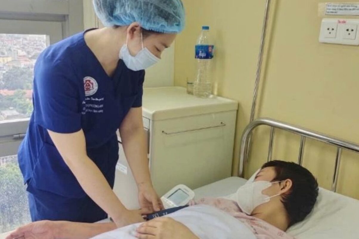Mệt mỏi, ra mồ hôi trộm vào ban đêm, cô gái 23 tuổi đến viện 108 kiểm tra phát hiện căn bệnh khiến hơn 7000 người chết mỗi năm 3 Mệt mỏi, ra mồ hôi trộm vào ban đêm, cô gái 23 tuổi đến viện 108 kiểm tra phát hiện căn bệnh khiến hơn 7000 người chết mỗi năm met moi ra mo hoi trom vao ban dem co gai 23 tuoi den vien 108 kiem tra phat hien can benh khien hon 7000 nguoi chet moi nam