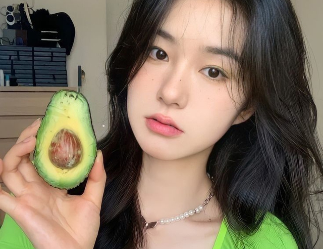 Ngỡ ngàng với 7 loại trái cây giàu protein và chất chống oxy hóa: Cứu tinh khi giảm cân, "chống già" 4 Ngỡ ngàng với 7 loại trái cây giàu protein và chất chống oxy hóa: Cứu tinh khi giảm cân, "chống già" ngo ngang voi 7 loai trai cay giau protein va chat chong oxy hoa cuu tinh khi giam can chong gia