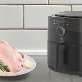 Nồi chiên không dầu Electrolux của nước nào? Có nên mua nồi chiên không dầu Electrolux? noi chien khong dau electrolux cua nuoc nao co nen mua noi chien khong dau electrolux