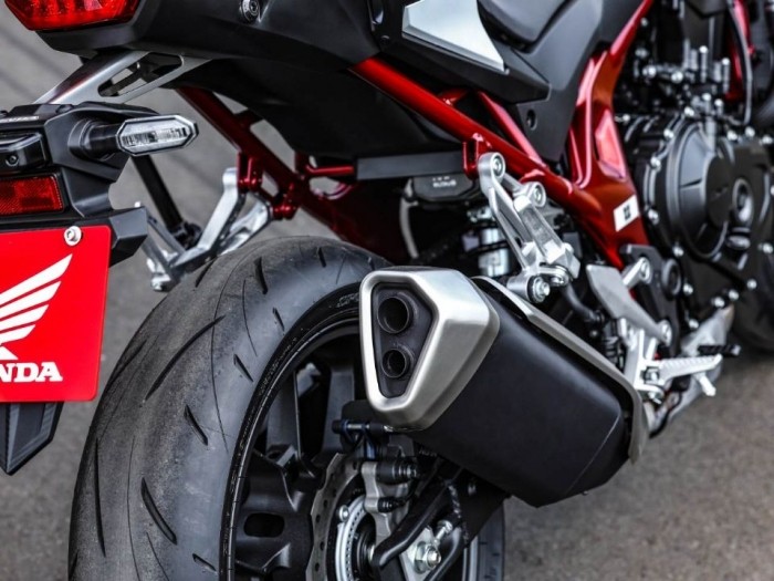 Tin xe hot 28/10: ‘Trên cơ’ Exciter và Winner R, Honda ra mắt ‘vua côn tay’ mới với giá cạnh tranh 1 Tin xe hot 28/10: ‘Trên cơ’ Exciter và Winner R, Honda ra mắt ‘vua côn tay’ mới với giá cạnh tranh