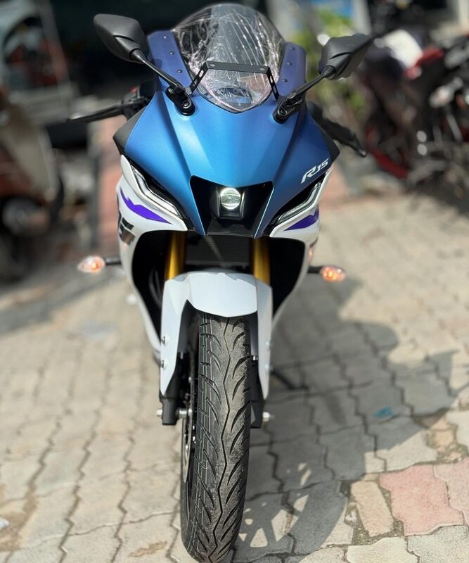 Yamaha chính thức mở bán ‘vua côn tay’ 155cc mới giá 48 triệu đồng: Chơi tất tay với Honda Winner R 15 Yamaha chính thức mở bán ‘vua côn tay’ 155cc mới giá 48 triệu đồng: Chơi tất tay với Honda Winner R