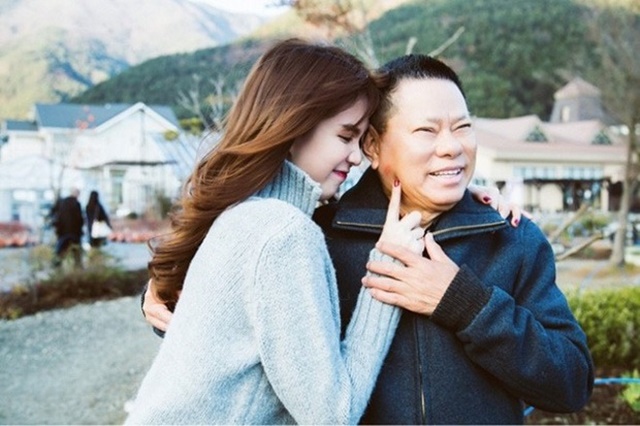 Bạn trai tỷ phú từng mặn nồng bên Ngọc Trinh gây bất ngờ ở tuổi 81, cuộc sống sau khi vỡ nợ thế nào? 10 Bạn trai tỷ phú từng mặn nồng bên Ngọc Trinh gây bất ngờ ở tuổi 81, cuộc sống sau khi vỡ nợ thế nào? ban trai ty phu tung man nong ben ngoc trinh gay bat ngo o tuoi 81 cuoc song sau khi vo no the nao