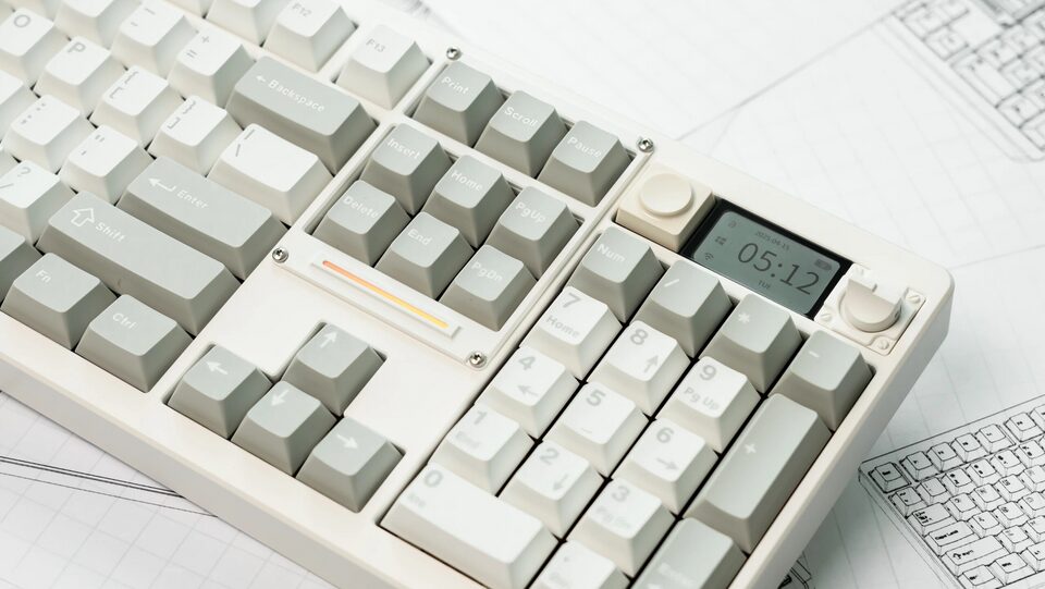 Chilkey ND104: Bàn phím cơ không dây đầy tính năng và ưu đãi keycap miễn phí 1 Chilkey ND104: Bàn phím cơ không dây đầy tính năng và ưu đãi keycap miễn phí