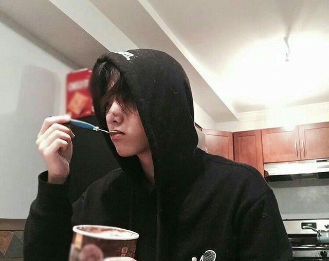 Đang ăn mà cảm nhận được 6 thứ này phải lên lịch đi khám ngay hôm sau: Đủ loại ung thư đã đến! 1 Đang ăn mà cảm nhận được 6 thứ này phải lên lịch đi khám ngay hôm sau: Đủ loại ung thư đã đến!