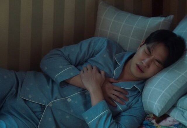 Người tim yếu, tim bị bệnh ban đêm đi ngủ thường khó tránh 5 cảm giác "kỳ lạ" này! 1 Người tim yếu, tim bị bệnh ban đêm đi ngủ thường khó tránh 5 cảm giác "kỳ lạ" này!