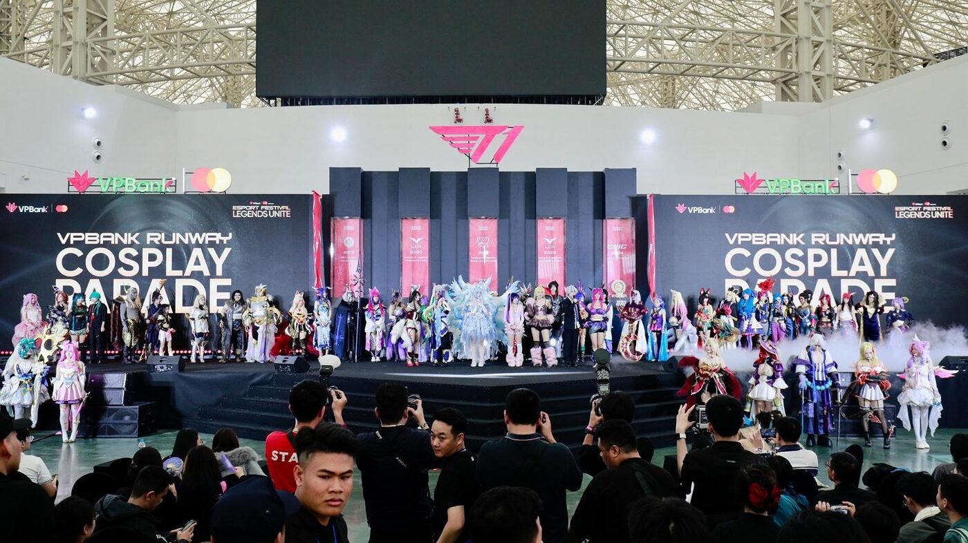 Khi các nhân vật Liên Minh Huyền Thoại bước ra đời thực tại VPBank Runway Cosplay Contest 4 Khi các nhân vật Liên Minh Huyền Thoại bước ra đời thực tại VPBank Runway Cosplay Contest khi cac nhan vat lien minh huyen thoai buoc ra doi thuc tai vpbank runway cosplay contest