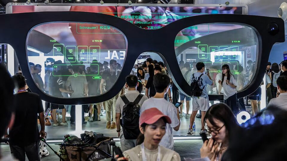 Không phải smartphone, đây mới là đối tượng kính AI muốn “khai tử” 6 Không phải smartphone, đây mới là đối tượng kính AI muốn “khai tử” khong phai smartphone day moi la doi tuong kinh ai muon khai tu