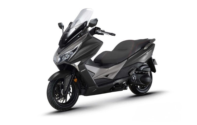 Tin xe trưa 11/12: Khắc chế Honda SH, ‘vua xe ga’ mới xịn hơn Air Blade ra mắt với giá 63 triệu đồng 1 Tin xe trưa 11/12: Khắc chế Honda SH, ‘vua xe ga’ mới xịn hơn Air Blade ra mắt với giá 63 triệu đồng