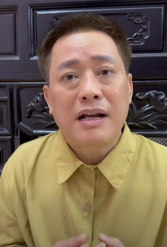 Tấn Bo khóc vì bị Tấn Beo ngó lơ, không báo tin cưới cháu, nói rõ vụ nợ nần khiến anh phải trả giúp 11 Tấn Bo khóc vì bị Tấn Beo ngó lơ, không báo tin cưới cháu, nói rõ vụ nợ nần khiến anh phải trả giúp tan bo khoc vi bi tan beo ngo lo khong bao tin cuoi chau noi ro vu no nan khien anh phai tra giup