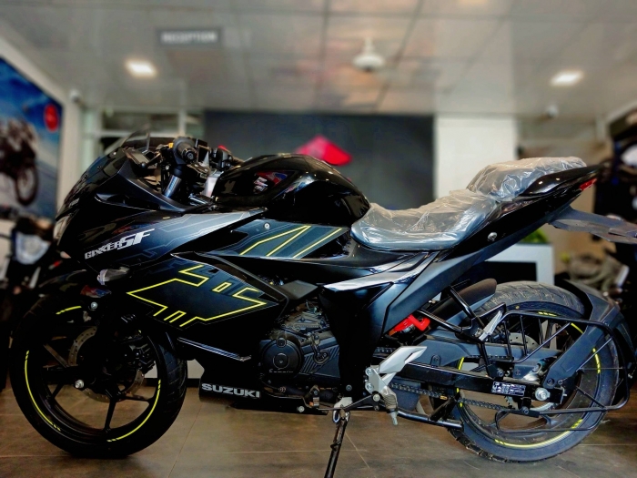 Tin xe máy 23/2: Suzuki ra mắt ‘chiến binh côn tay’ mới 'nét' hơn Honda Winner R, giá 71 triệu đồng 10 Tin xe máy 23/2: Suzuki ra mắt ‘chiến binh côn tay’ mới 'nét' hơn Honda Winner R, giá 71 triệu đồng tin xe may 23 2 suzuki ra mat chien binh con tay moi net hon honda winner r gia 71 trieu dong