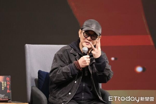 Sự thật chuyện Lý Liên Kiệt thay máu, ghép tim để cải lão hoàn đồng su that chuyen ly lien kiet thay mau ghep tim de cai lao hoan dong