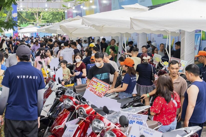 VinFast lập kỷ lục chưa từng có: mỗi ngày bán 3100 xe máy điện trong tháng 3 vinfast lap ky luc chua tung co moi ngay ban 3100 xe may dien trong thang 3